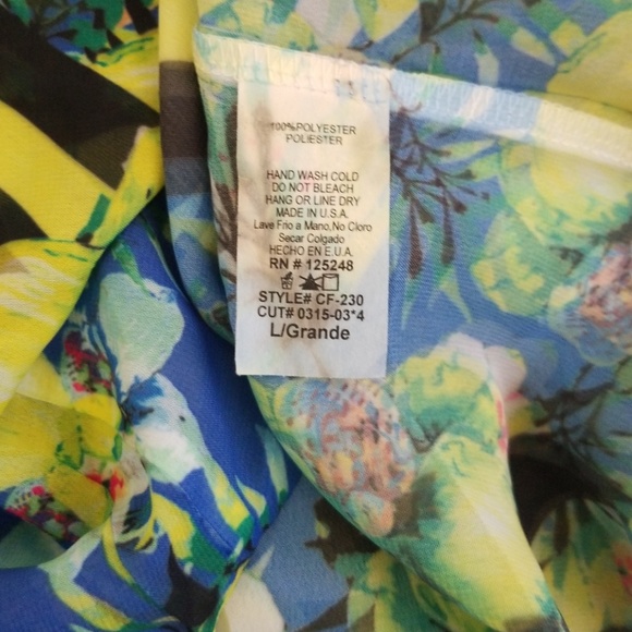 Crimson Ivy floral multicolor top. Size L - Picture 8 of 8